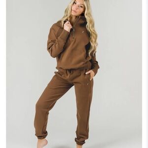 Brown Retreat Classic 1/4 Zip Hoodie NWT XL